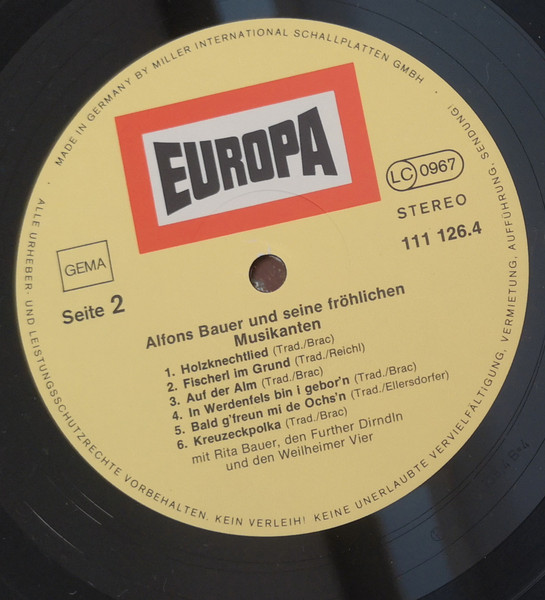 Cover zu Alfons Bauer Und Seine Fröhlichen Musikanten - Alfons Bauer Und Seine Fröhlichen Musikanten | 1979 | Vinyl | Folk, World, & Country | Germany