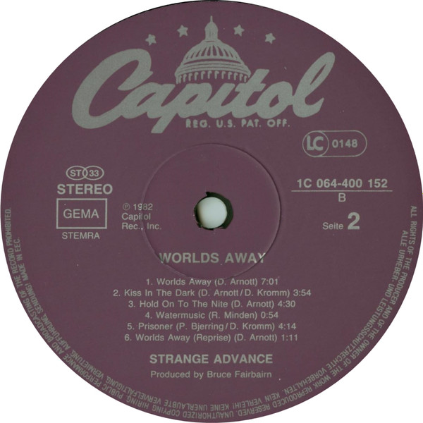 Cover zu Strange Advance - Worlds Away | 1983 | Vinyl | Electronic, Rock, Pop | Europe Schallplatten Ankauf