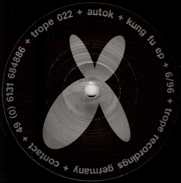 Cover zu Auto Kinetic - Kung Fu EP | 1996 | Vinyl | Electronic | Germany Schallplatten Ankauf