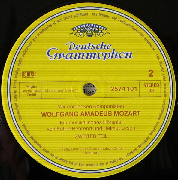 Cover zu Wolfgang Amadeus Mozart - Katrin Behrend, Helmut Lesch - Wir Entdecken Komponisten Das Wunderkind Aus Salzburg Oder: Vor Lauter Tintenklecksen Kann Er Die Noten Kaum Lesen. Ein Musikalisches