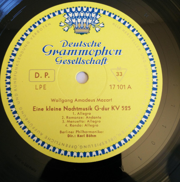 Cover zu Wolfgang Amadeus Mozart - Berliner Philharmoniker, Karl Böhm - Eine Kleine Nachtmusik G-dur KV 525 / Serenata Notturna KV 239 | 1958 | Vinyl | Classical | Germany Schallplatten Ankauf
