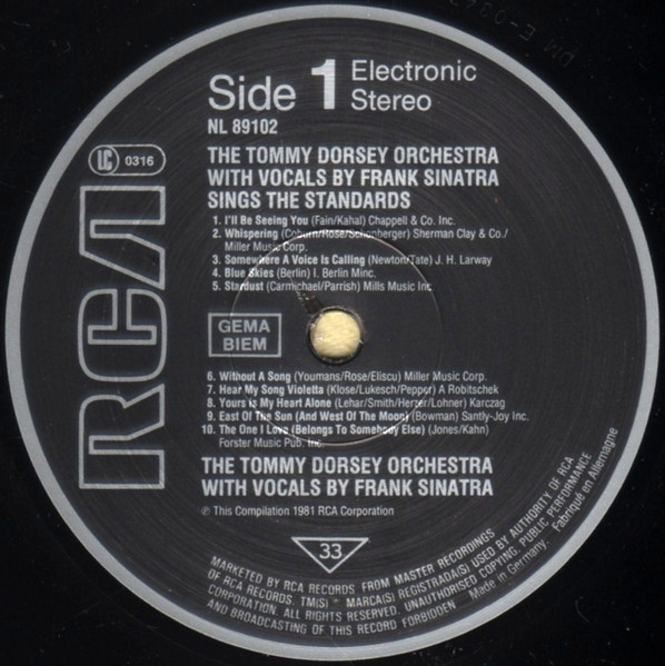 Cover zu Tommy Dorsey And His Orchestra, Frank Sinatra - Sings The Standards | 1984 | Vinyl | Jazz, Pop | Europe