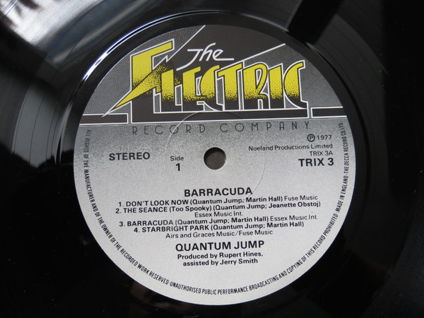 Cover zu Quantum Jump - Barracuda | 1977 | Vinyl, LP, Album, Stereo | Jazz, Rock, Funk / Soul | UK