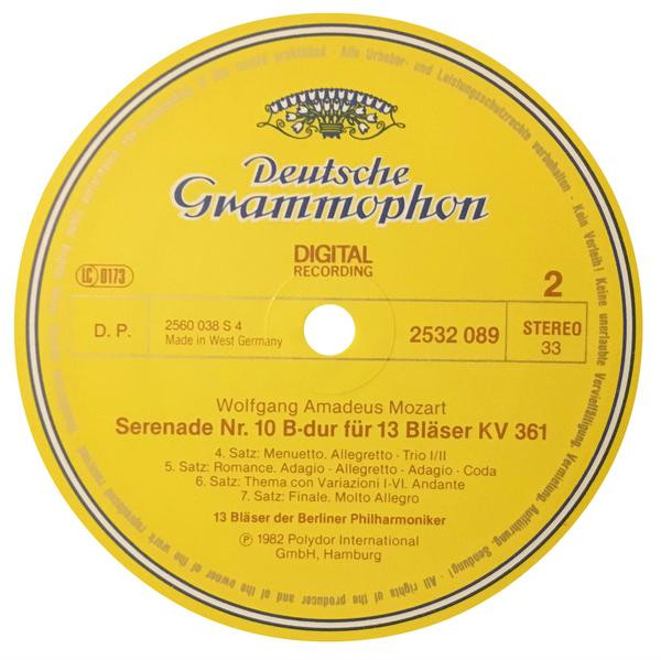 Cover zu Wolfgang Amadeus Mozart / Berliner Philharmoniker - Serenade K. 361 For 13 Wind Instruments | 1983 | Vinyl | Classical | Germany