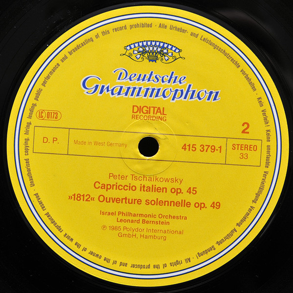 Cover zu Pyotr Ilyich Tchaikovsky - Israel Philharmonic Orchestra / Leonard Bernstein - 1812 Overture · Marche Slave · Hamlet · Capriccio Italien | 1985 | Vinyl | Classical | Europe