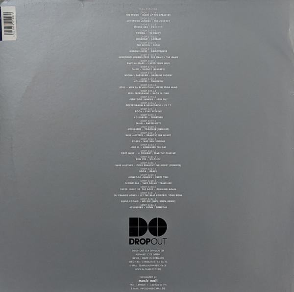 Cover zu Space Invaders (3) - Raumpatrouille (Drop That Space) | 2003 | Vinyl | Electronic | Germany