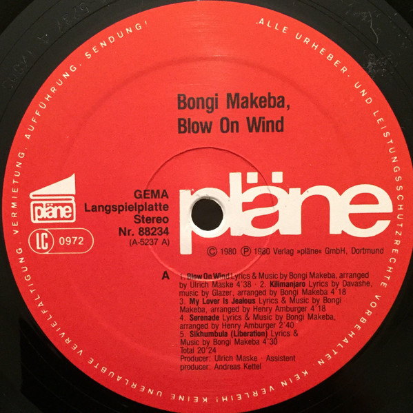 Cover zu Bongi Makeba - Blow On Wind | 1980 | LP, Album | Jazz, Rock, Funk / Soul, Folk, World, & Country | Germany