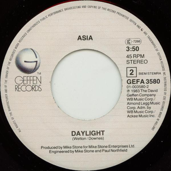Cover zu Asia (2) - Don't Cry | 1983 | Vinyl, Stereo, 45 RPM, 7