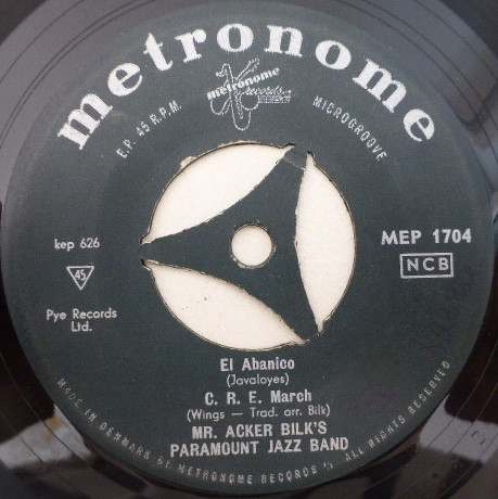 Cover zu Acker Bilk And His Paramount Jazz Band - Mr. Acker Bilk Marches On | 1958 | Vinyl | Jazz, Pop | Denmark