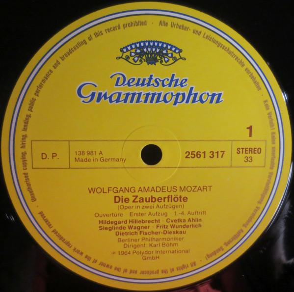 Cover zu Wolfgang Amadeus Mozart - Karl Böhm Conducts; Evelyn Lear, Roberta Peters, Lisa Otto, Franz Crass, Dietrich Fischer-Dieskau, Hans Hotter, Fritz Wunderlich, RIAS-Kammerchor, Berliner Philharm