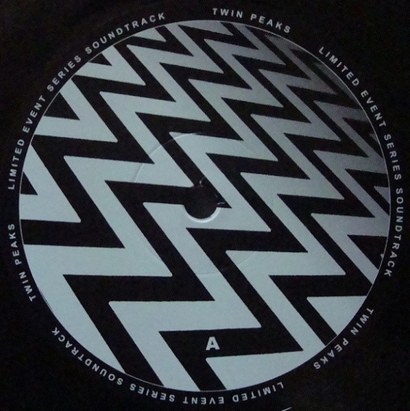 Cover zu Various - Twin Peaks (Limited Event Series Soundtrack) | Vinyl, LP, Album | Electronic, Jazz, Rock, Stage & Screen | Europe