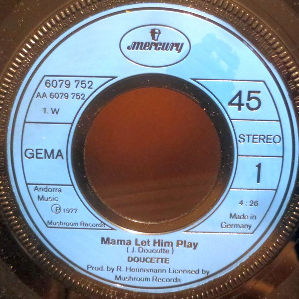 Cover zu Doucette - Mama Let Him Play | 1977 | Vinyl, 45 RPM, 7