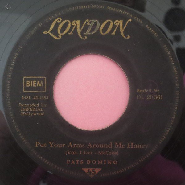 Bild Fats Domino – Put Your Arms Around Me Honey / Three Nights A Week | 1960 | Vinyl, 45 RPM, 7″, Single | Rock, Funk / Soul | Germany Schallplatten Ankauf