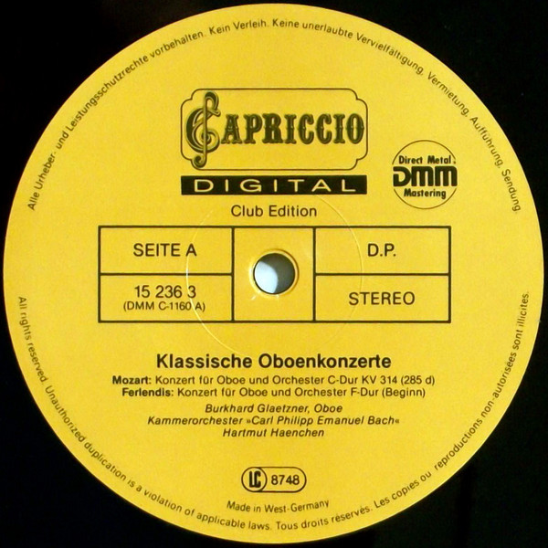 Cover zu Wolfgang Amadeus Mozart, Giuseppe Ferlendis, Antonio Rosetti, Burkhard Glaetzner, Kammerorchester Carl Philipp Emanuel Bach, Hartmut Haenchen - Klassische Oboen-Konzerte | 1988 | Classical