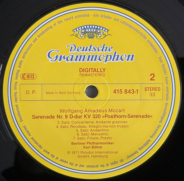 Cover zu Wolfgang Amadeus Mozart, Wiener Philharmoniker / Berliner Philharmoniker, Karl Böhm - Eine Kleine Nachtmusik / »Posthorn-Serenade« KV 320 | 1986 | Classical